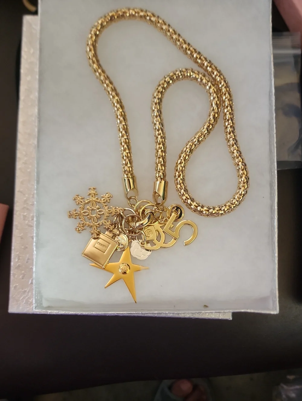 Chanel Christmas Charms Set Of 5 W/ Free Gold Tone Charm Necklace 1 Of A Kind!